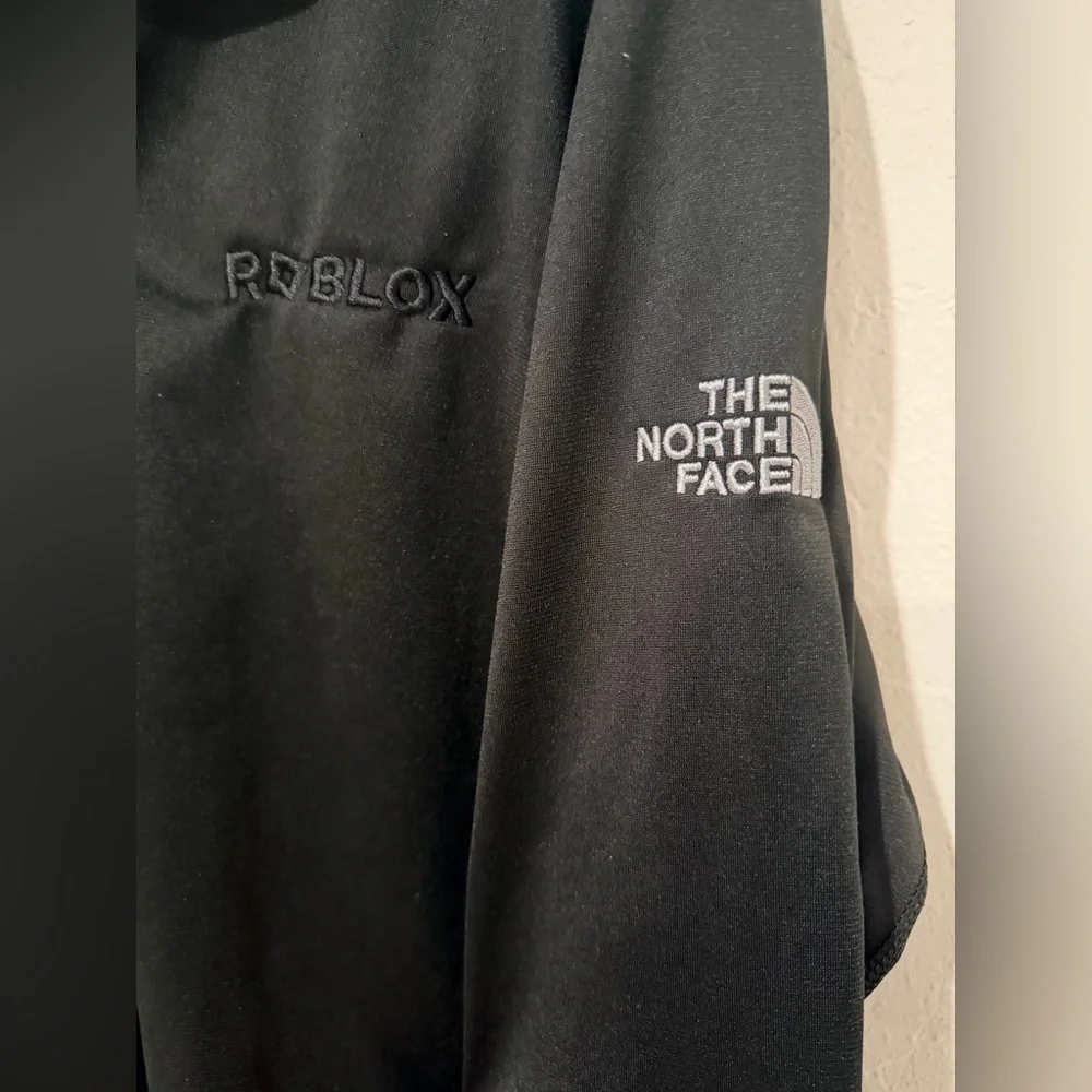 The North Face Long Sleeve Quarter Zip Pullover Top With Roblox Embroidery Logo